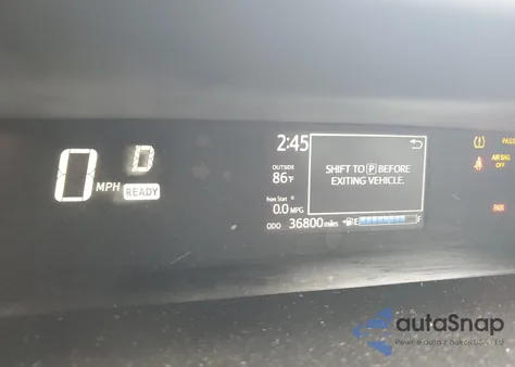 2018 Toyota Prius C Two из США, поврежденный, VIN JTDKDTB38J1615686